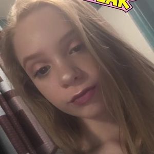 Meet your Posher, Camryn